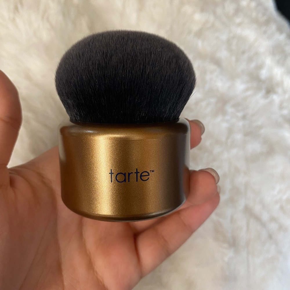 Tarte kabuki brush